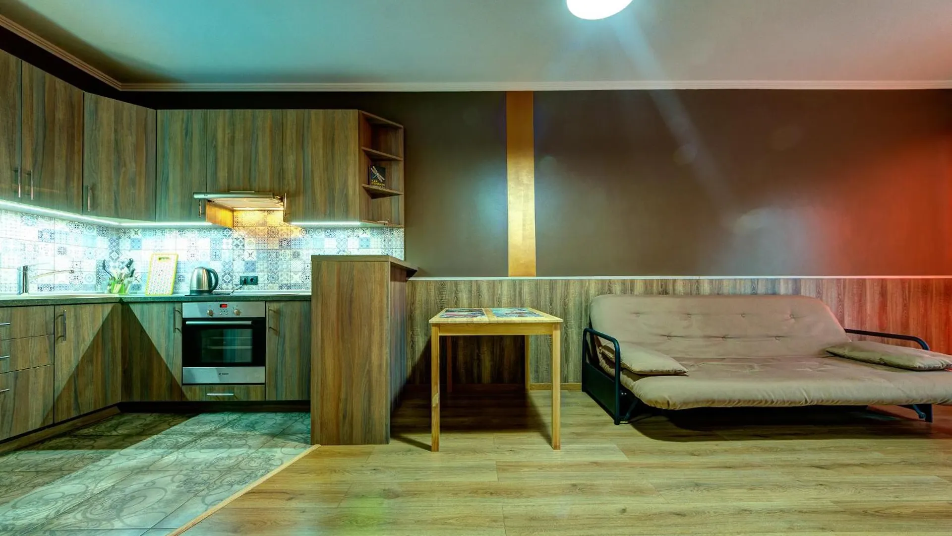 Apartmán Апартаменти 2-Кімнатні Поруч З Національним Цирком України Kyjev